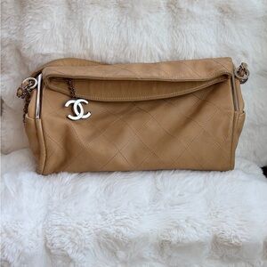 💕Chanel Ultimate Foldover Bag